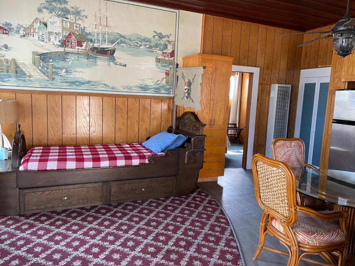 Edgewater Beach Inn & Suites サンタクルーズ エクステリア 写真