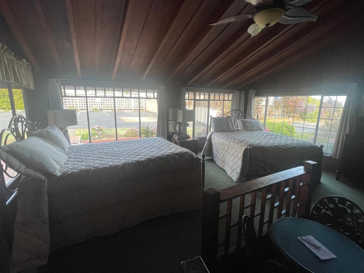Edgewater Beach Inn & Suites サンタクルーズ エクステリア 写真